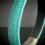 Crivellaro  Bracelet Galuchat poncé turquoise 4