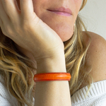 crivellaro-bracelets-croco-orange-main-femme2