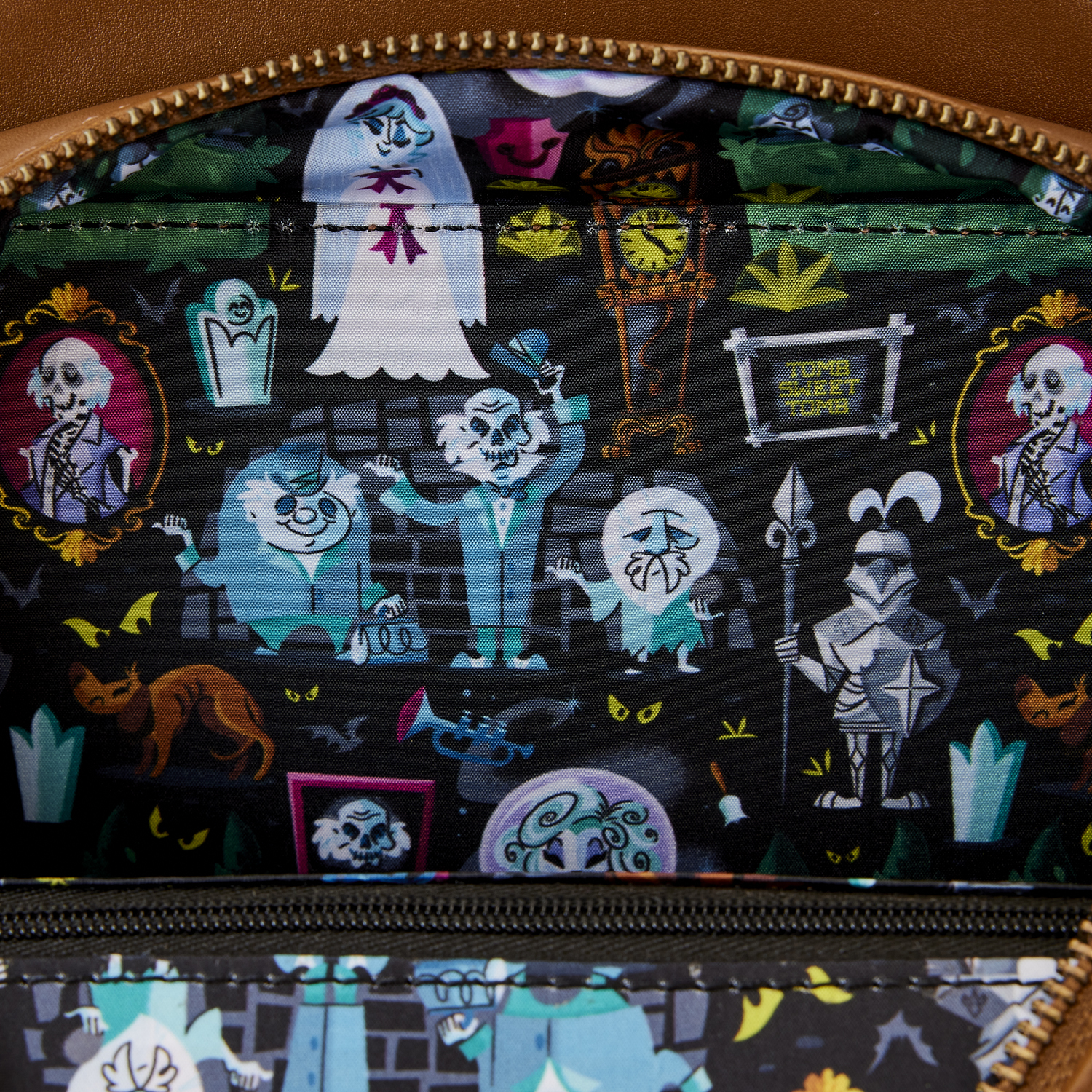 WDTB2863-LFDISNEYHAUNTEDMANSIONCLOCKCROSSBODYBAG3357INSIDE