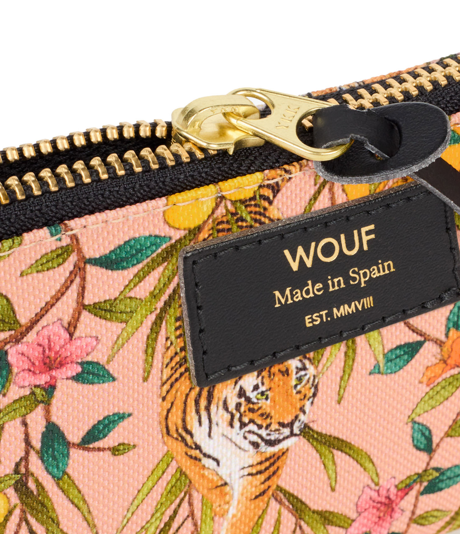 wouf-small-pouch-bengala-label