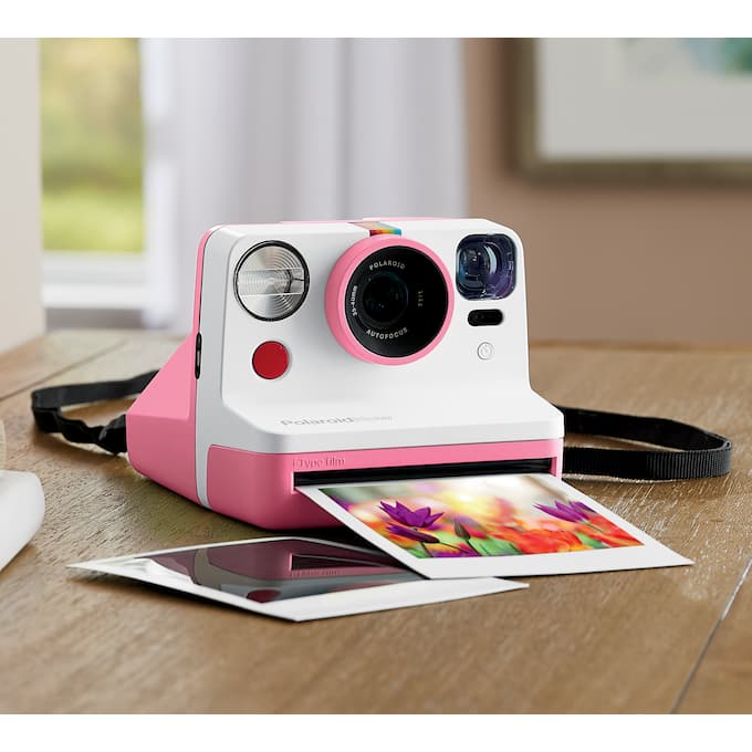 Polaroid NOW i-type pink