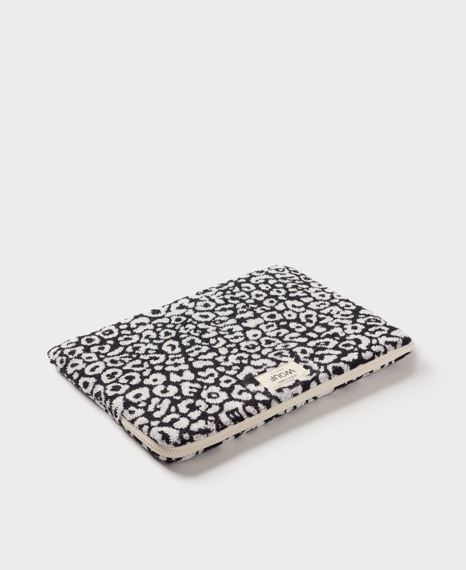 WOUF-STO230018-13-Laptop-Sleeve-Coco-Info
