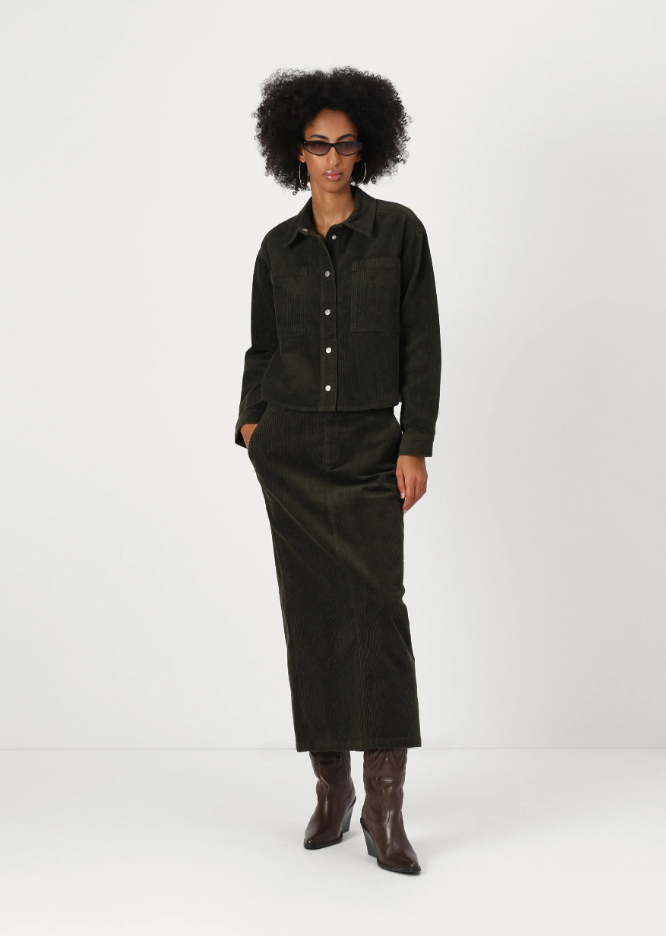 arcelle_geggo_shirt_porte_3