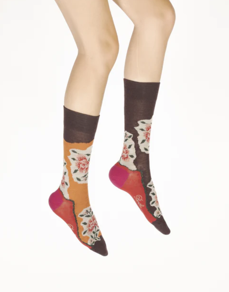 Chaussettes femme laine peignée fleurs sur fond orange et bordeaux