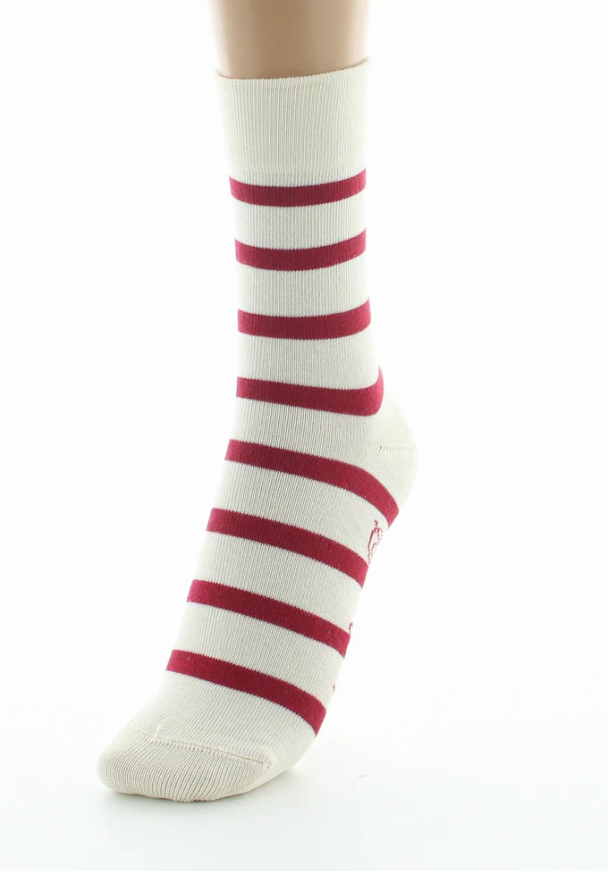 chaussettes-ecru-reyures-rouges-3