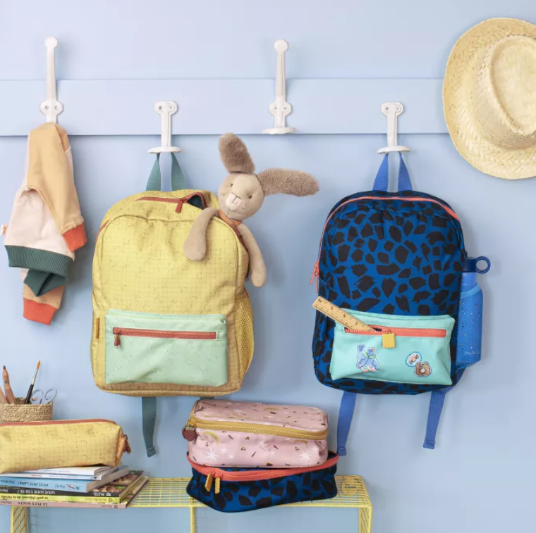 sac-a-dos-bleu-puce-pilou-2