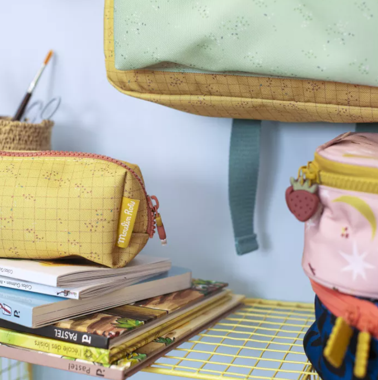 trousse-trois-petits-lapins-moulin-roty-3