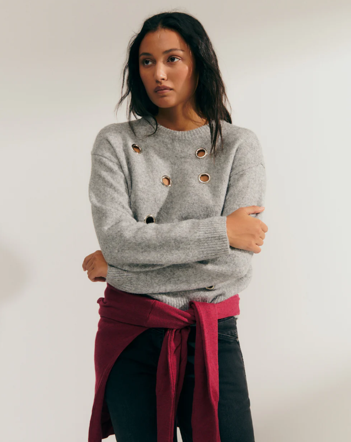 Pull fantaisie avec œillets métalliques - Gris