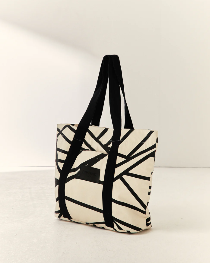 sac-cabas-bandouliere-imprime-geometrique-paz-torras-3