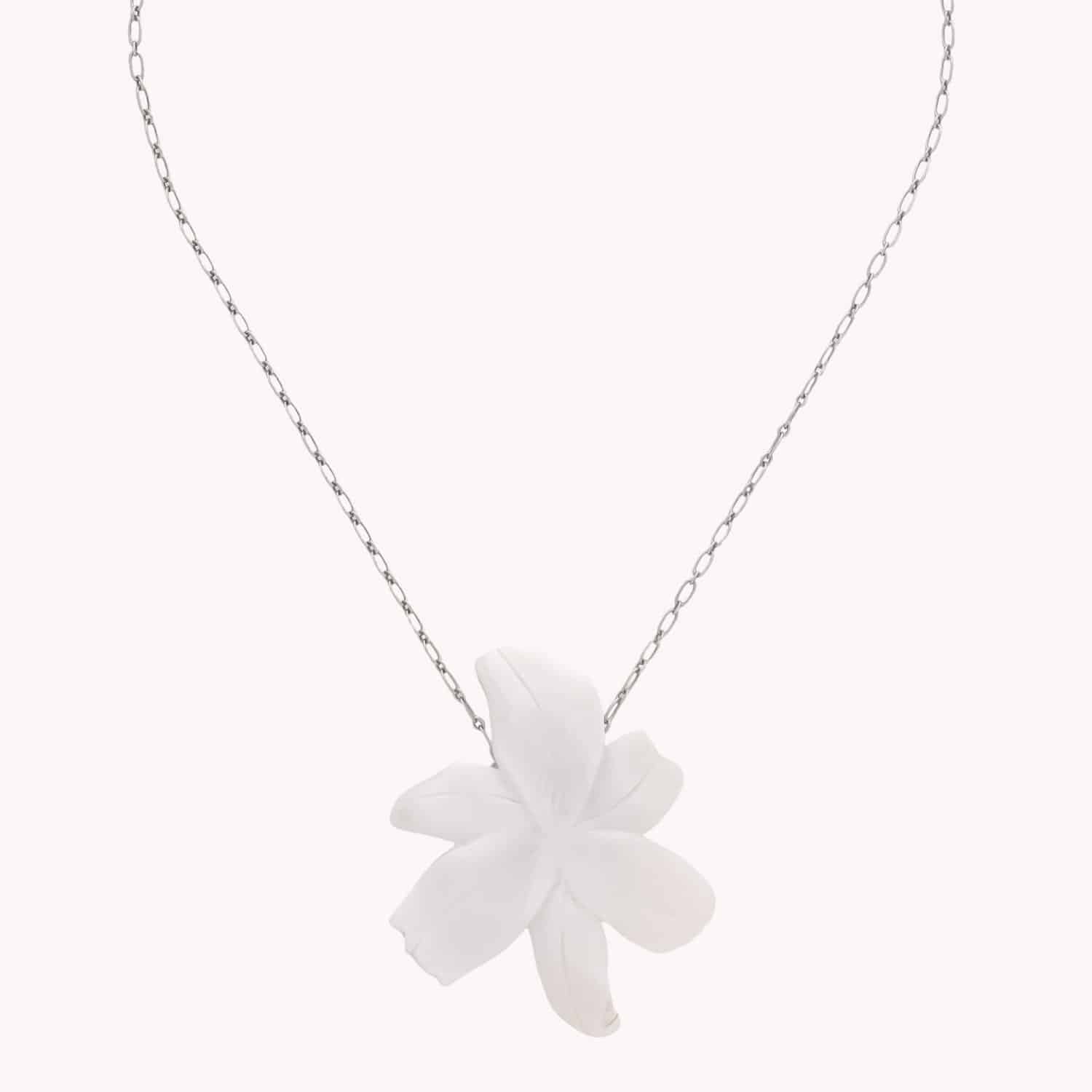 Collier pendentif fleur nacre 5 pétales - Lis Blanc