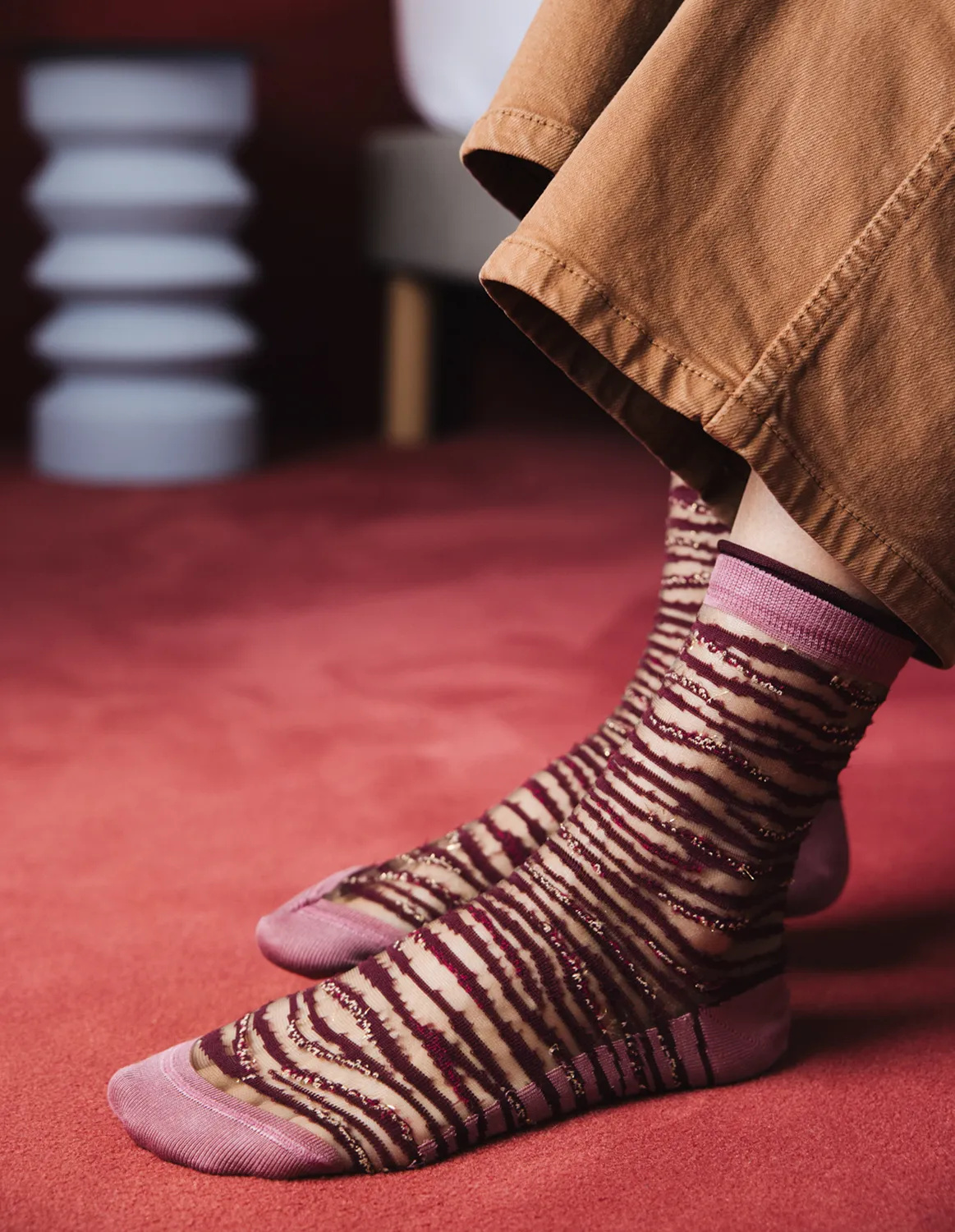 Chaussettes transparentes Oresund Bordeaux portées, photo 2