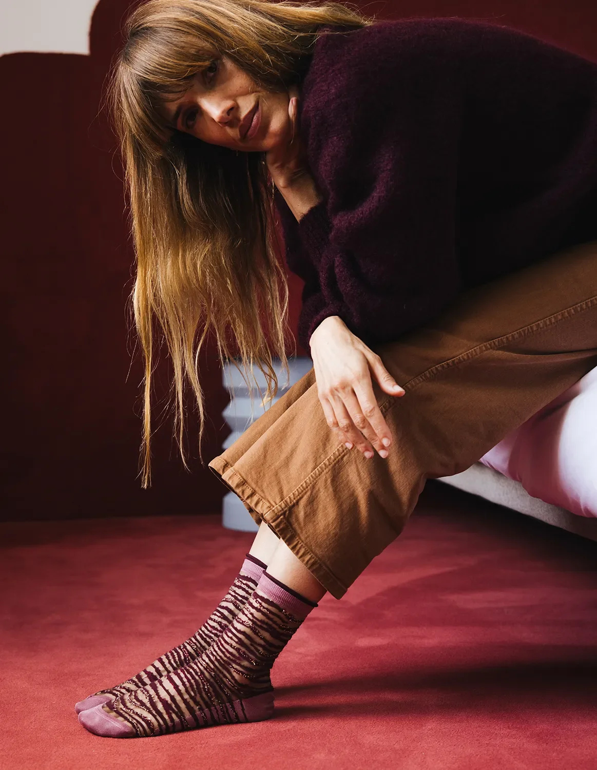 Chaussettes transparentes Oresund Bordeaux, vagues bordeaux, roses et beiges, photo 3