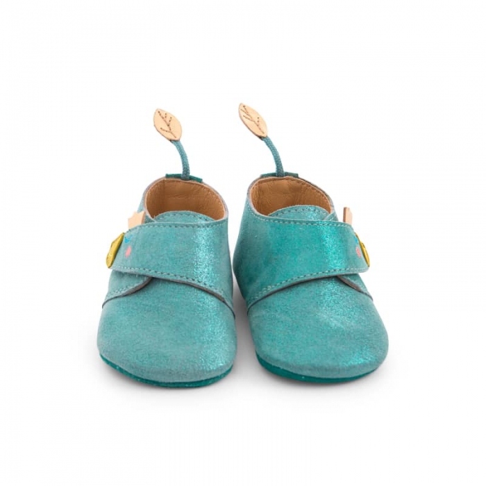 Chaussons_cuir_oie_bleu_Le_voyage_d_Olga_Moulin_Roty