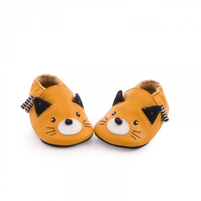 Chaussons_cuir_chat_moutarde_Les_moustaches_Moulin_Roty_1