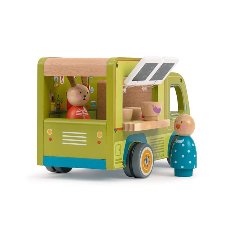 Camionrestaurant_en_bois_La_Grande_Famille_Moulin_Roty_3