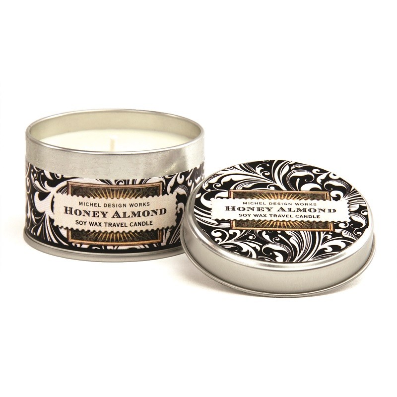 michel-design-works-bougie-parfumee-113g-en-boite-metal-honey-almond
