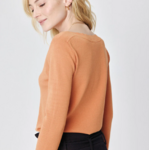 pull_donna_orange_4