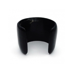 manchette-large-en-corne