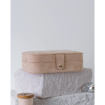 Brigitte-velours-beige-maison-scralett-2