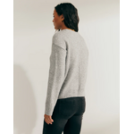 Pull fantaisie femme avec œillets métalliques -gris-paz-torras-3