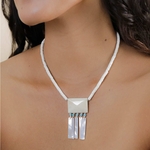collier milos nature 2