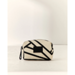 trousse-toilette-motifs-geometriques-paz-torraz-1