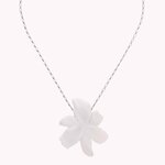 collier-pendentif-fleur-nacre-lis-blanc-nature-1