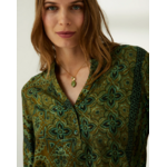 blouse-col-V-vert-paz-torras-4