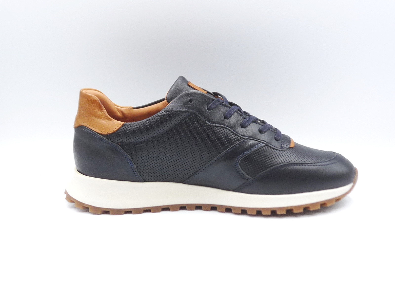 Goodstep Russel (4)