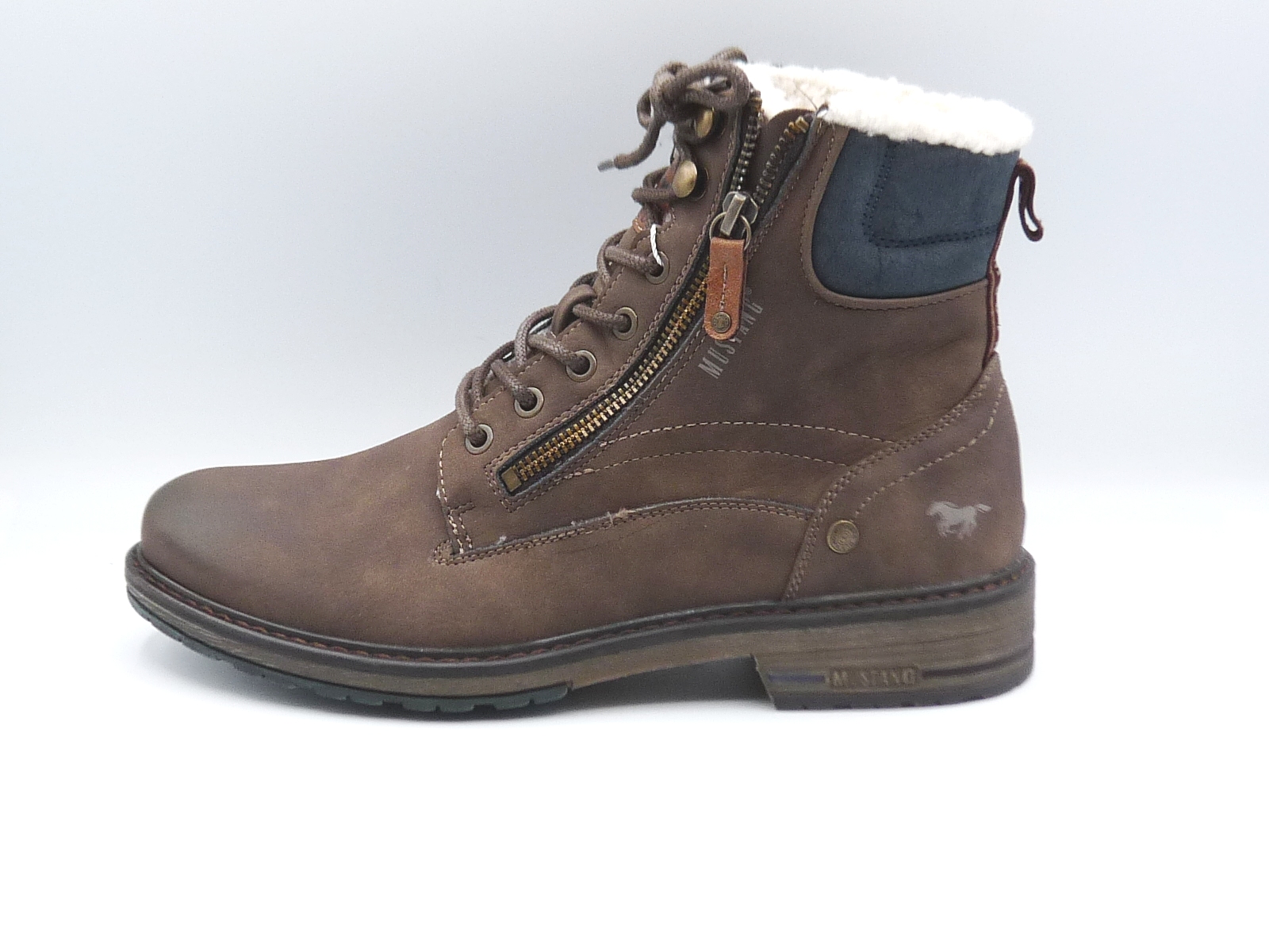 Mustang 4157-609 (2)