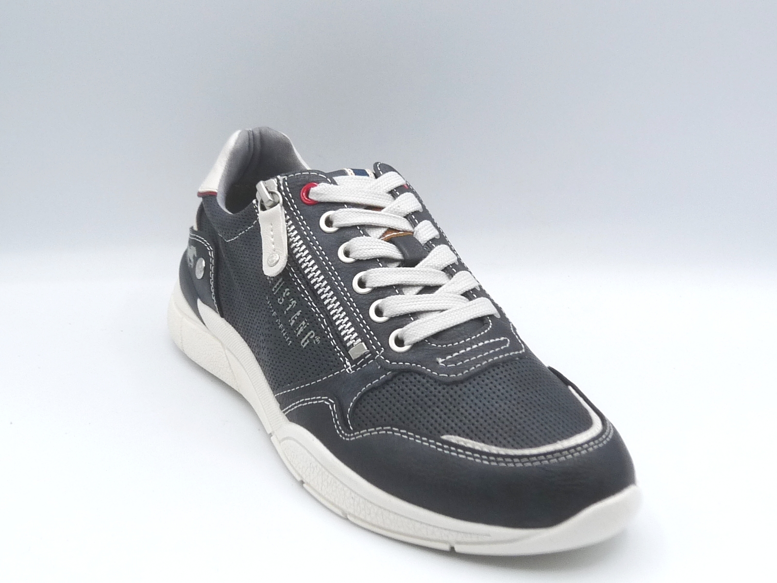 BRUMBY Navy