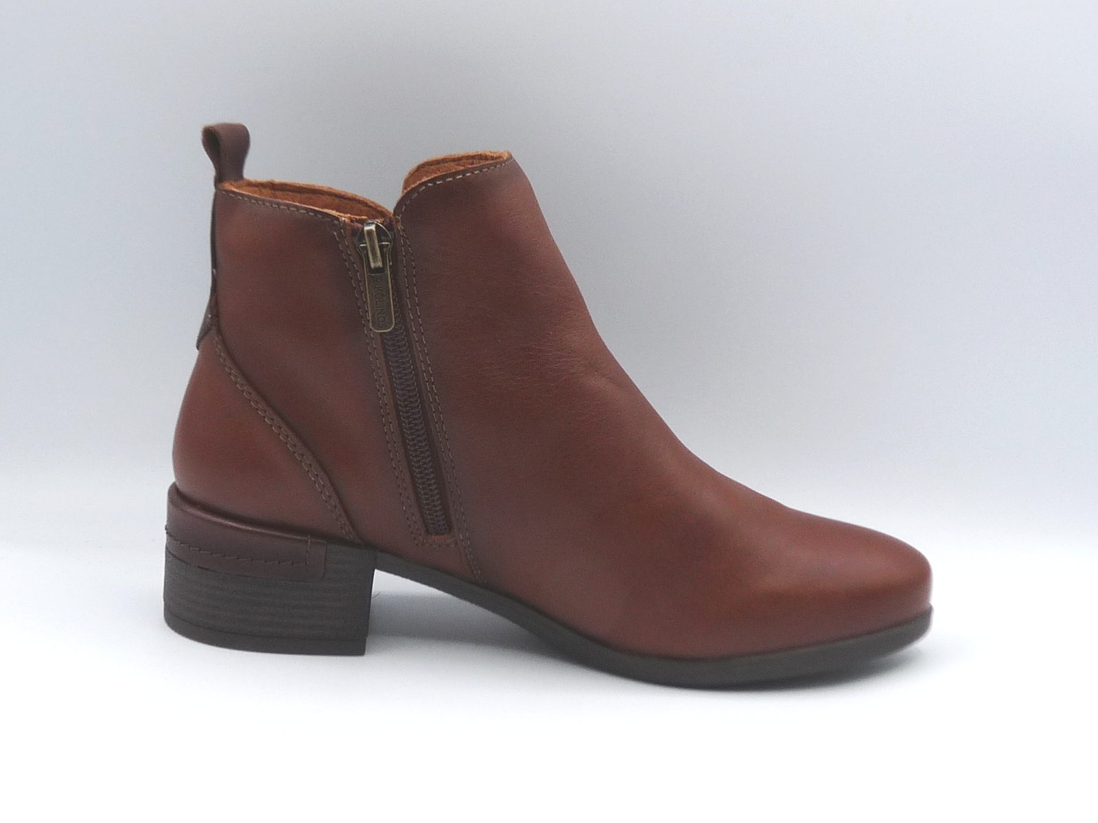 Pikolinos W6W-8950 (4)
