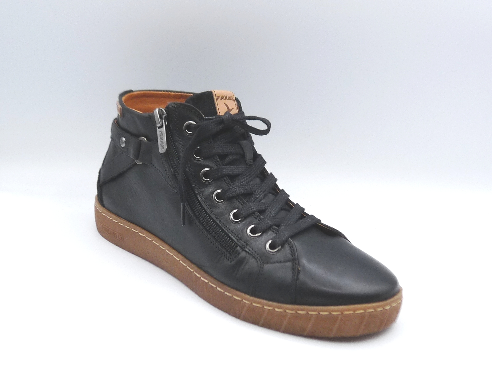 ZAROTA Noir