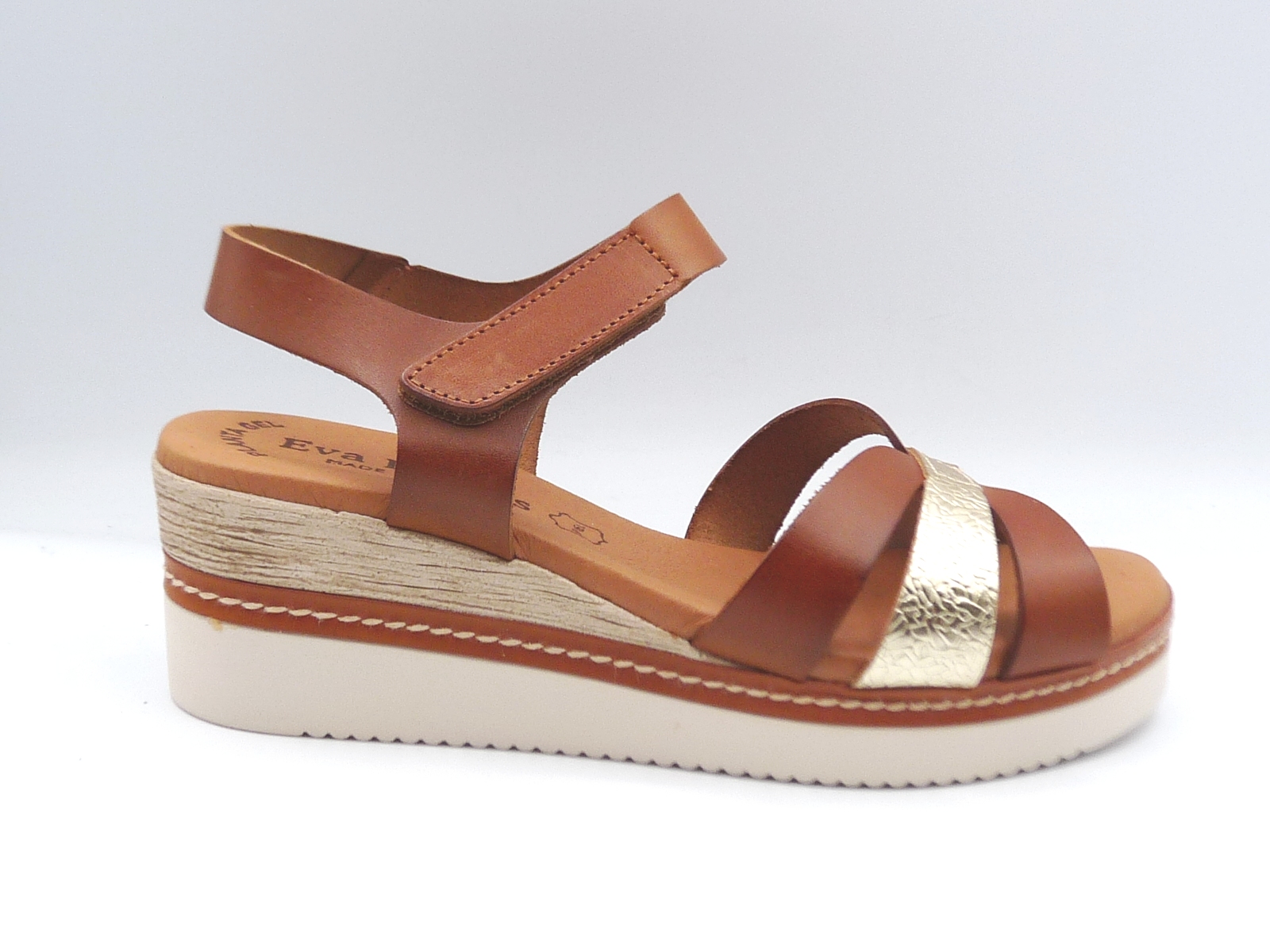 Eva Frutos 550 (1)