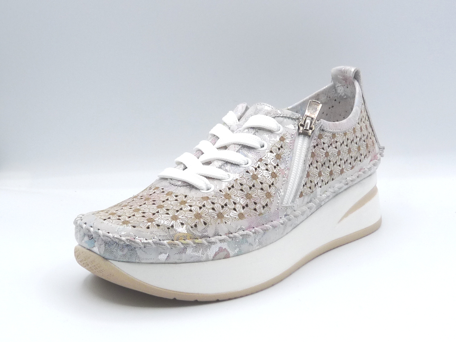 LOUVAIN White