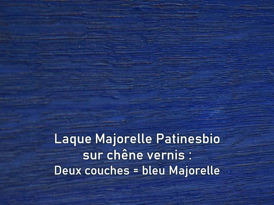 laque naturelle bleu majorelle Patinesbio sur meuble vernis