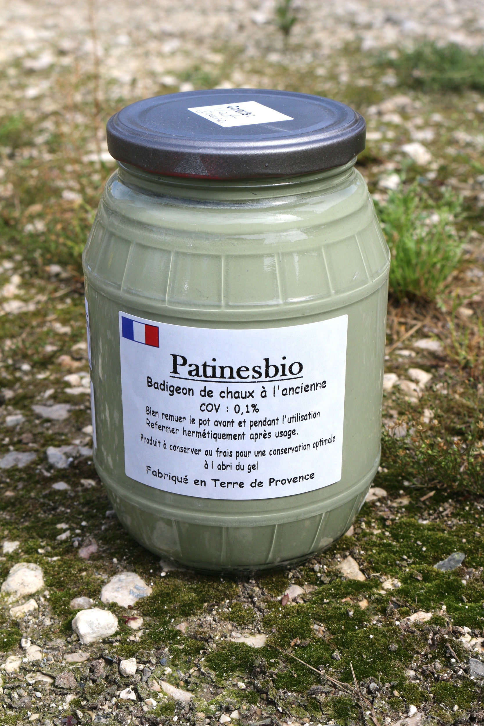 peinture de chaux vert sauge de Provence