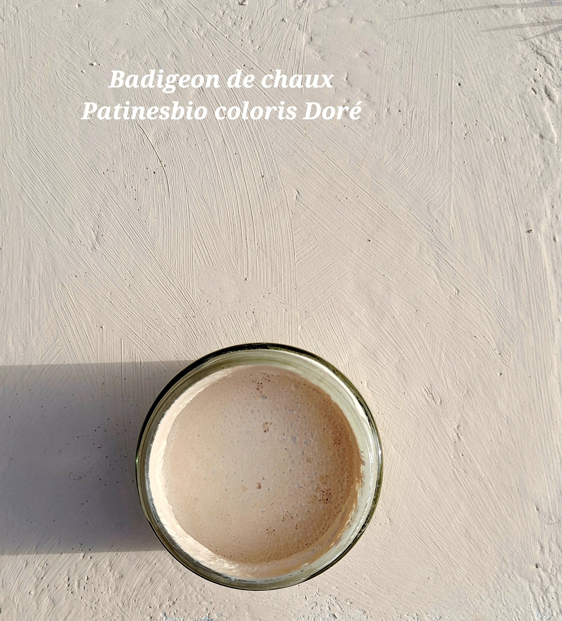 peinture de chaux française Doré