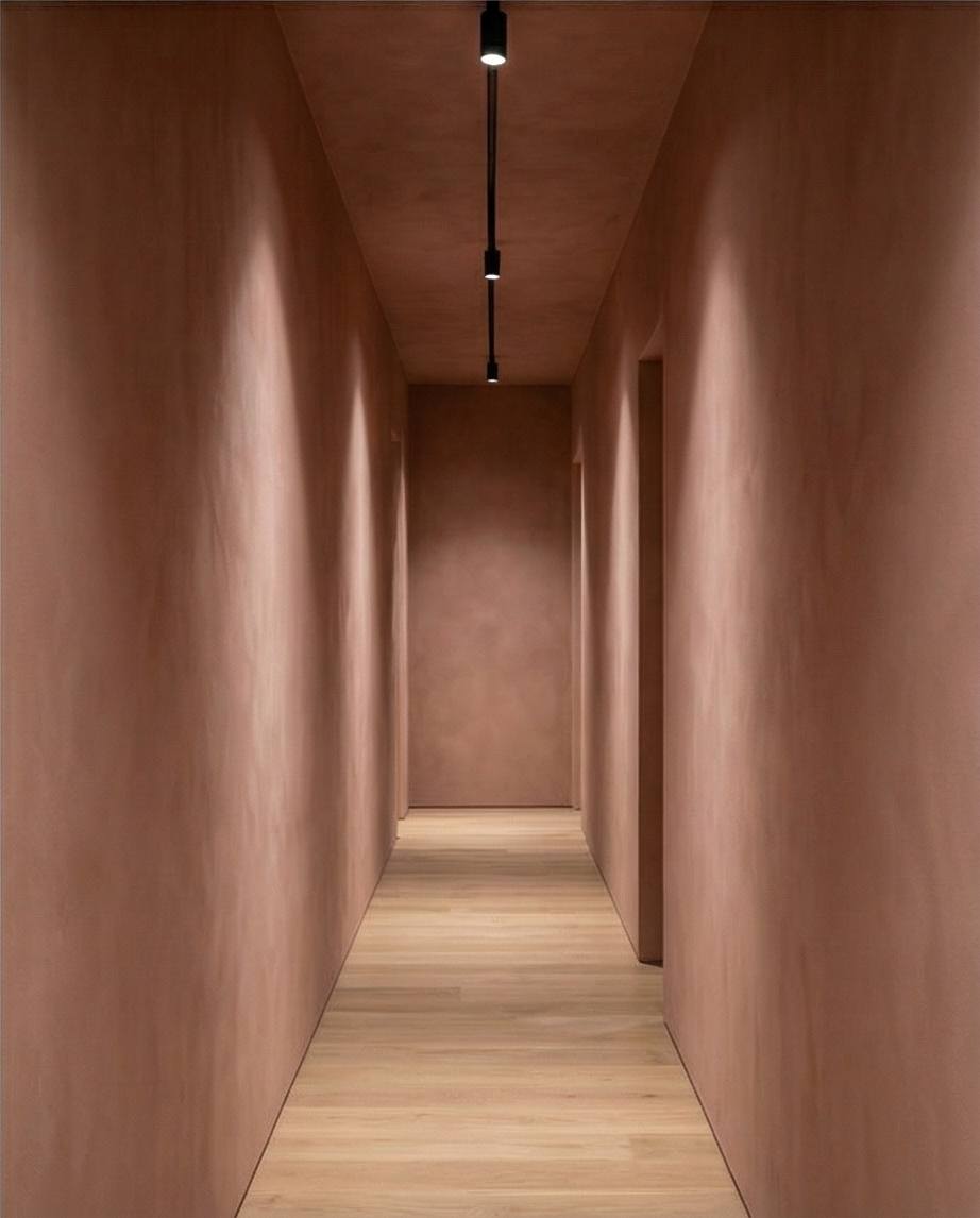 intérieur peint à la chaux couleur Vieux Rose