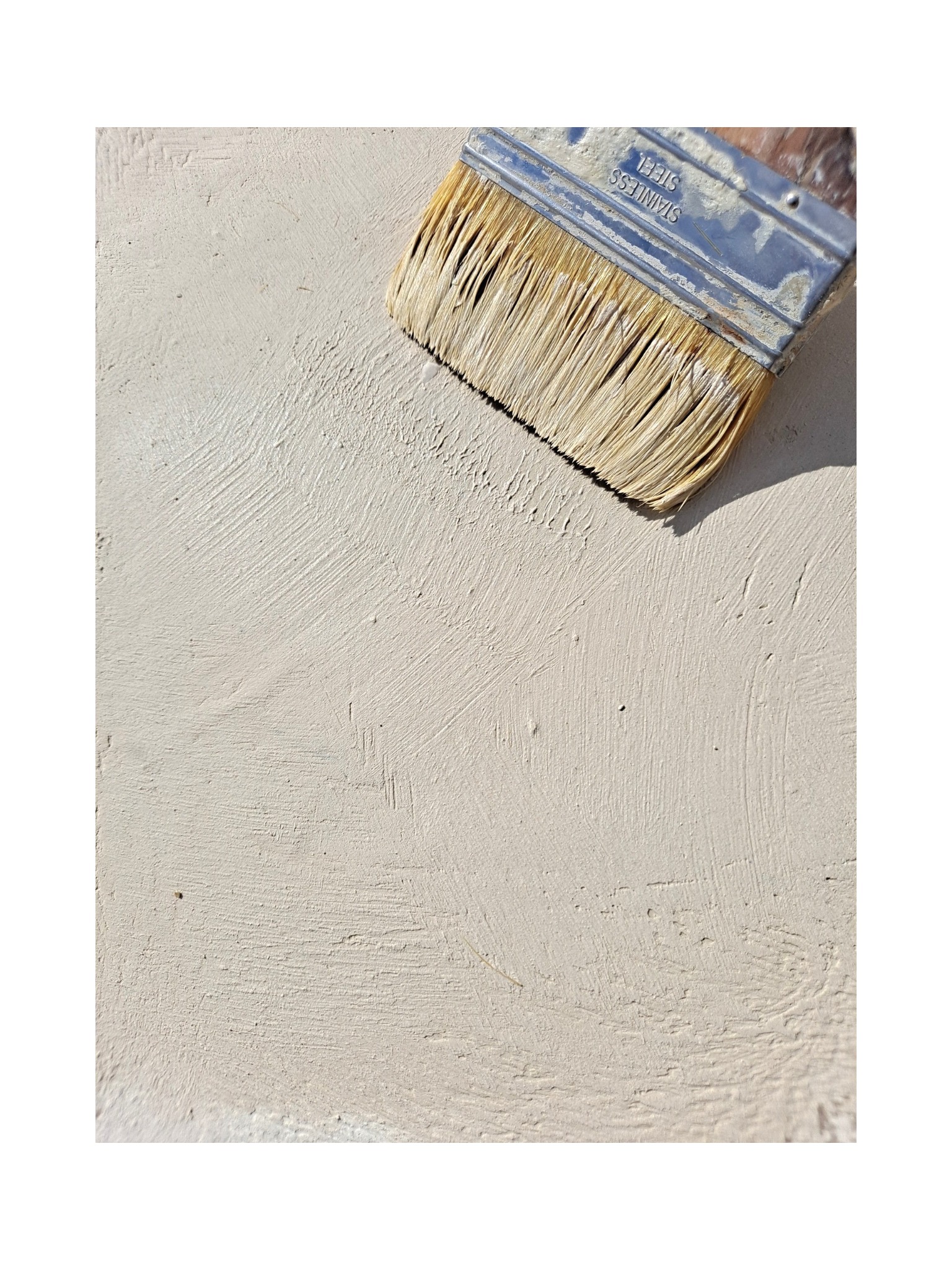 application du coloris blanc chaleureux