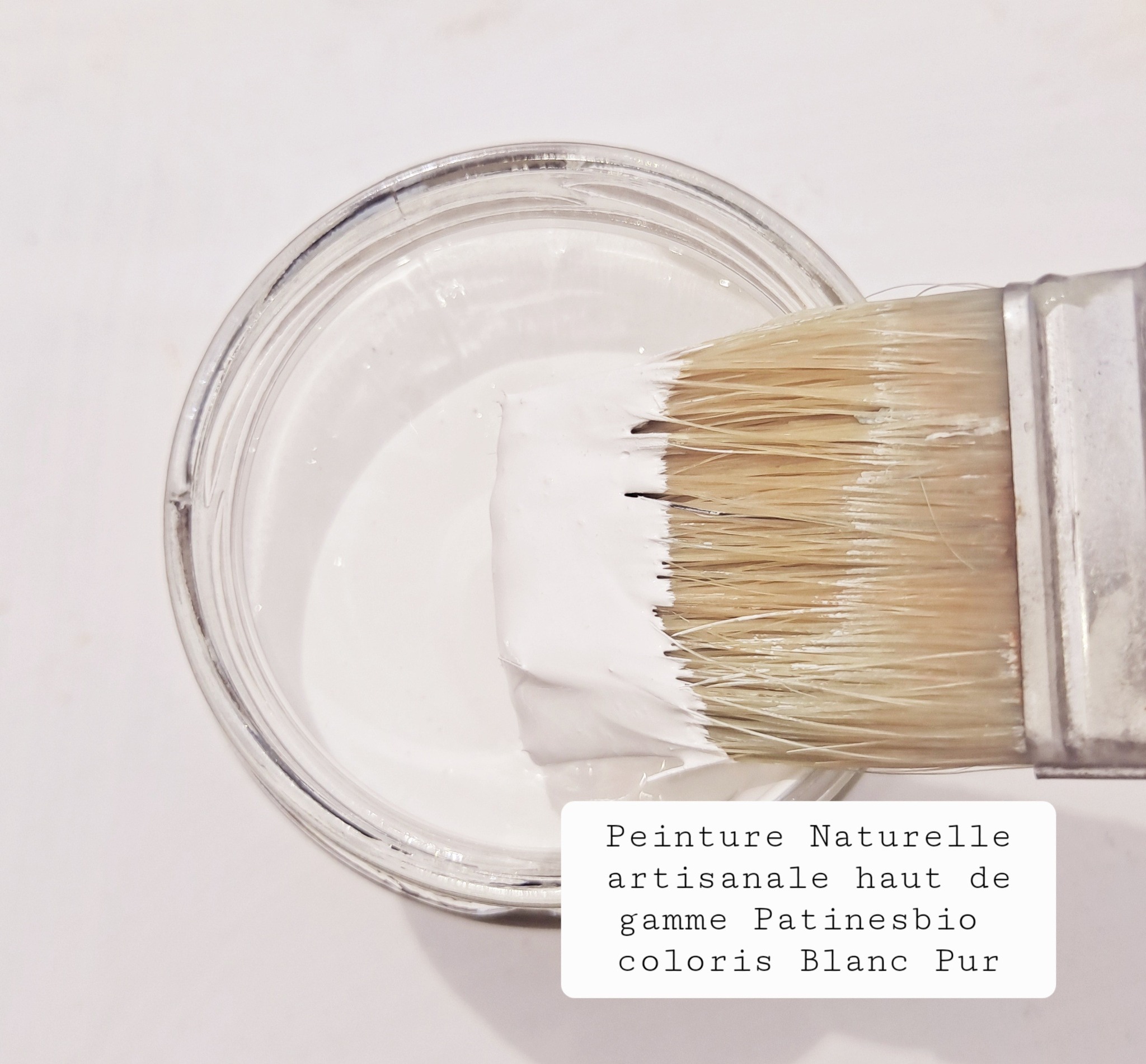 peinture de chaux blanc pur