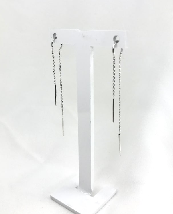 BO Emilia - Boucles doreilles pendantes composées de 2 chainettes de tailles différentes.En argent925 rhodié