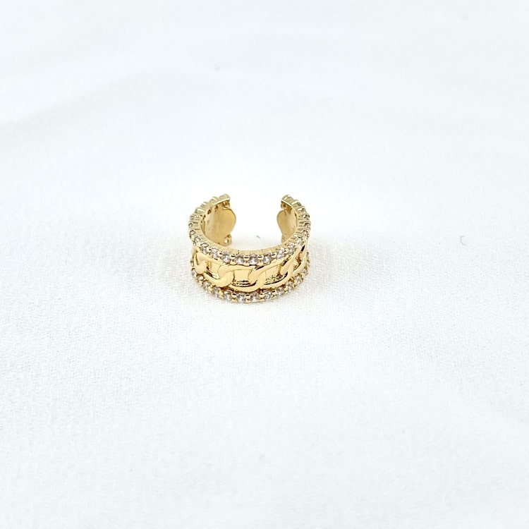 Natalia : Large bague doreille entourée de deux lignes doxydes de zirconium blancs. En plaqué or 3 microns
