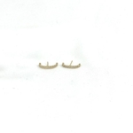 BO Anaelle - Boucles d'oreilles incurvées serties d'oxydes de zirconium.En plaqué or 3 microns