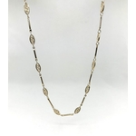 Collier Max- un collier composé de maillons ovales alternés de petites tiges, en plaqué or 3 microns.