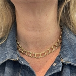 Gaspard: collier en maille double ovales et lisses qui apportera beaucoup de caractère à toutes vos tenues. En plaqué or 3 microns