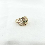 Oriane: bague oeil aux jolis détails dentelés sertie doxydes de zirconium vert et fuchsia. En plaqué or 3 microns