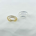 Bague Oreille Chlotilde:  bijou d'oreille composé de 4 cercles de tailles différentes. En plaqué or 3 microns 18 carats et en argent 925