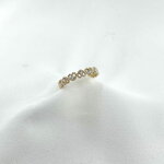Bague Orly : Bague composée de petits coeurs alternés sertis de zirconiums blancs. En plaqué or 3 microns 18 carats