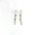 Boucles d'oreilles pendantes Jeanne composées de 3 maillons rectangulaires de meme taille. En plaqué or 3 microns